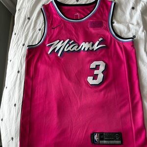 Miami Heat Jersey, Size M, Pink